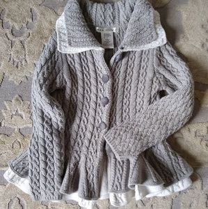 Trendy & useful girls sweater